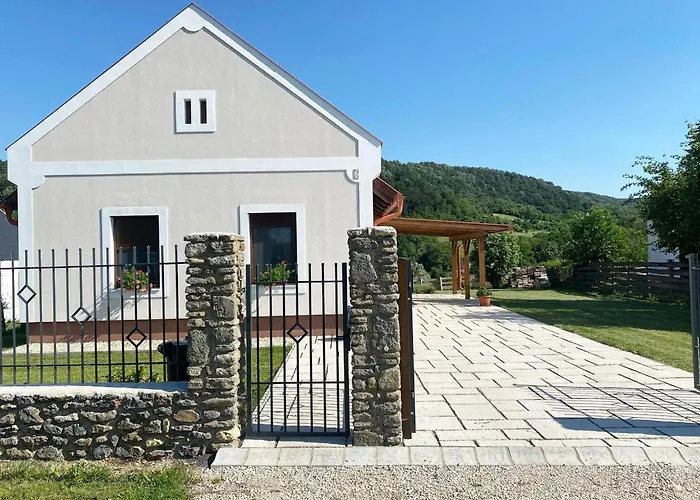 Vakantiehuis Kata Vendeghaz